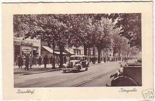 09722 Ak Düsseldorf Königsalle mit Autos um 1940