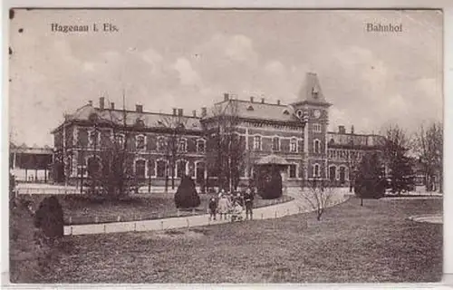 45184 Feldpost Ak Hagenau im Elsass Bahnhof 1917
