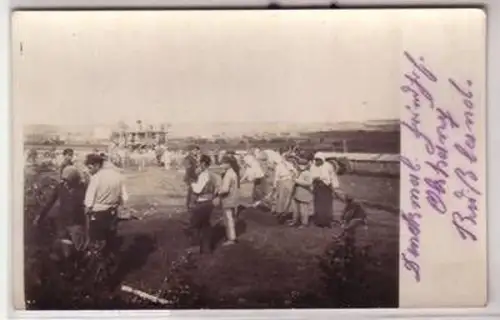 58171 Foto Ak Olstrany Russland Denkmal Friedhof 1. Weltkrieg um 1915