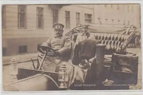 45912 Foto Ak Unser Kronprinz im Auto 1906