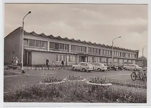 64555 Ak Bitterfeld Volksschwimmhalle um 1970