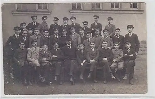 61592 Foto Ak Untersekunda der Oberrealschule zu Eisleben 1919