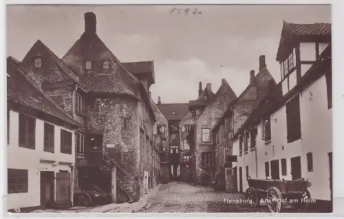 03703 Ak Flensburg alter Hof am Holm 1930