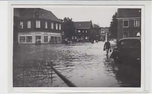 36808 Foto Ak Feinkost Flügel Hochwasser am 31.7.1951