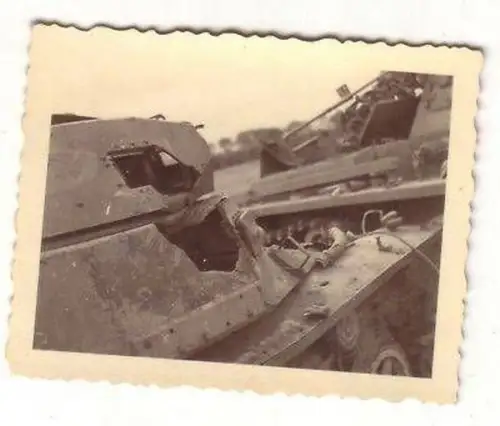 44022 Foto zerstörter Panzer Tank 2. Weltkrieg WK II