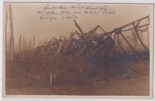77595 Foto Ak Höhe 307 von Fliegerbomben zerstörter Munitionszug vor Verdun 1916