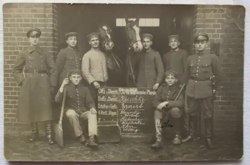 33321 Foto Ak Carlowitz Karłowice WielkieSoldaten und Offiziere 1925