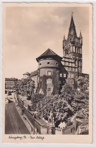 69575 AK Königsberg Preußen - Das Schloß mit Straßenbahnen 1938