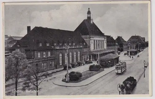46393 Ak Görlitz Bahnhof mit Straßenbahn und Pferdefuhrwerk um 1940