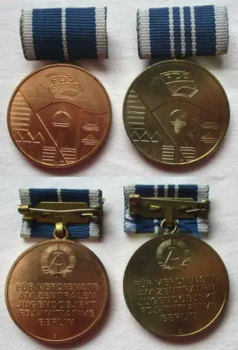 DDR Abzeichen Zentrales Jugendobjekt FDJ Initiative Berlin Bronze & Gold /149937