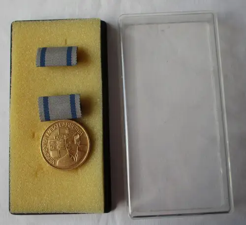 DDR Medaille Verdienter Metallarbeiter Bartel 96a (159781)