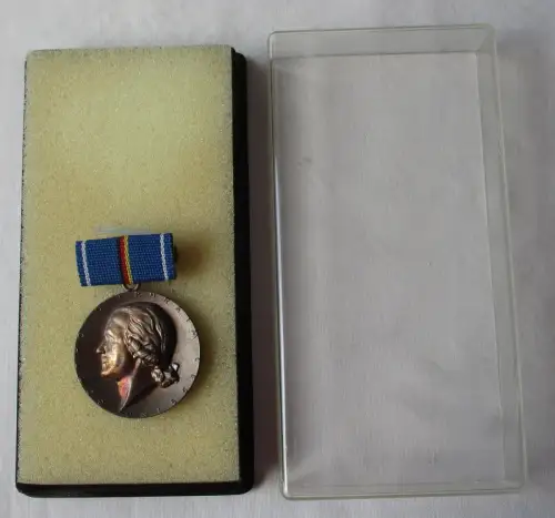 DDR Abzeichen Lessing-Medaille 1972-1974 Bartel III Nr. 787f (157971)