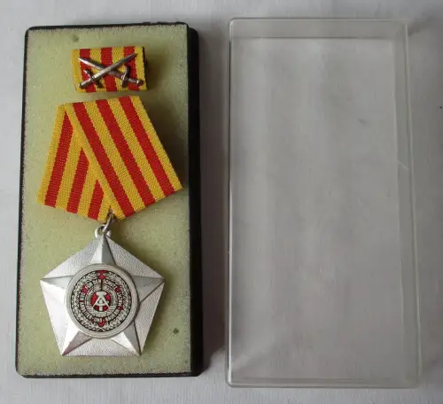 DDR Kampforden für Verdienste um Volk und Vaterland Silber im Etui (158242)