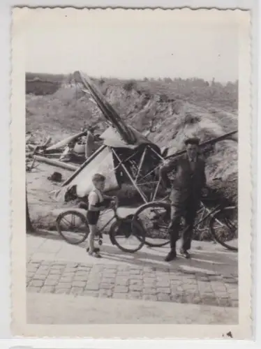 56360 Original Foto abgeschossenes englisches Flugzeug 2.Weltkrieg 1940