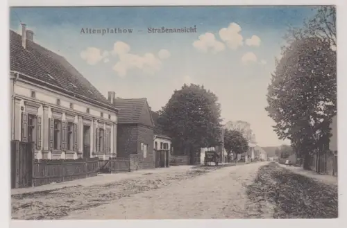 900060 Ak Altenplathow bei Genthin Straßenansicht um 1920