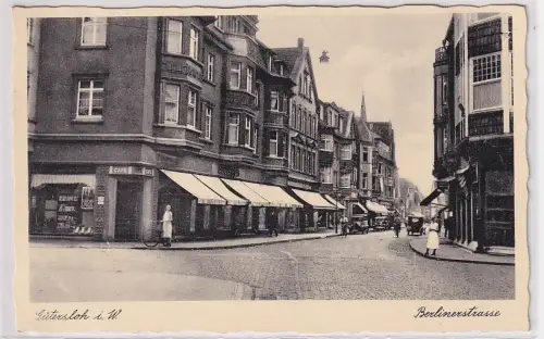 21752 AK Gütersloh in Westfalen - Berlinerstrasse, Straßenansicht mit Café 1937