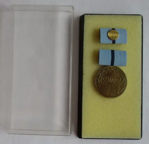 DDR Medaille für hervorragende Leistungen Wasserwirtschaft im Etui (159740)