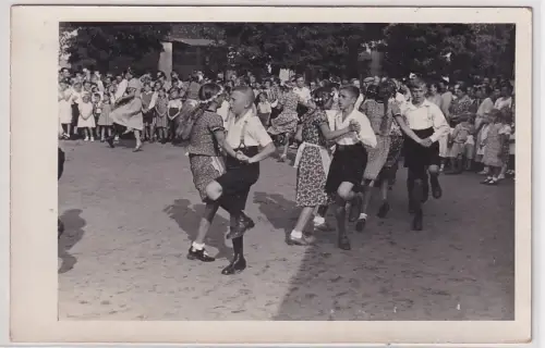65197 Foto Ak Zörbig in Anhalt Volkfest August 1937