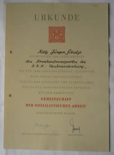 DDR Urkunde Gemeinschaft der sozialistischen Arbeit DRK Neubrandenburg (146251)