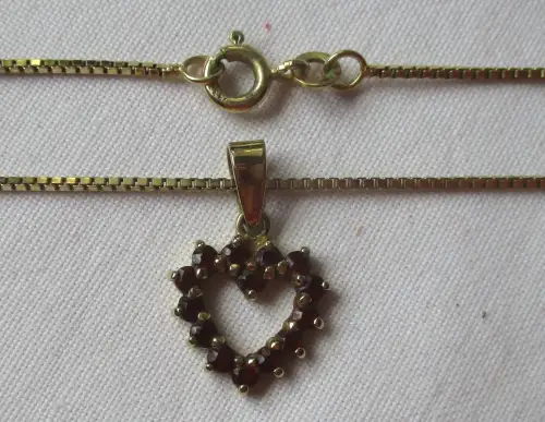 elegante 333er Gold Granat Halskette Collier mit Herzanhänger (111854)