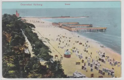 31609 Ak Ostseebad Kolberg - Blick von oben auf den Strand 1912