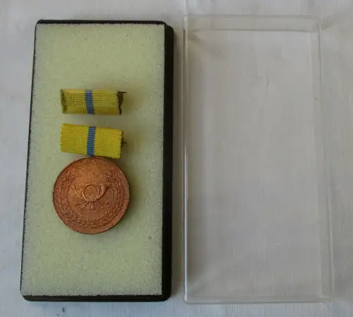 DDR Verdienstmedaille der Deutschen Post Bronze Bartel 235 b (104361)