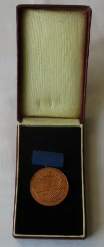 DDR Abzeichen VVB Hochseefischerei Medaille für langjährige Mitarbeit (112188)