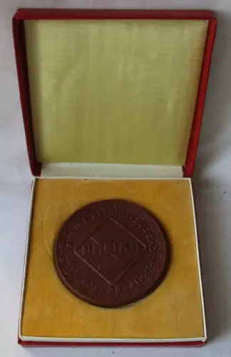 DDR Porzellan Medaille VEB Greika Greiz 35 Jahre Betriebszugehörigkeit (124401)