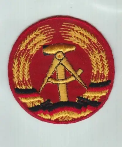 DDR Aufnäher Staatswappen Deutsche Demokratische Republik DDR (145172)