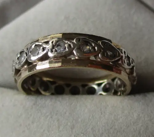 eleganter 333er Gold Ring mit Herz Ringband und Edelsteinen (135856)