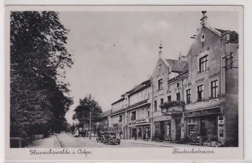 07547 Ak Heinrichswalde in Ospreussen Friedrichstrasse um 1940