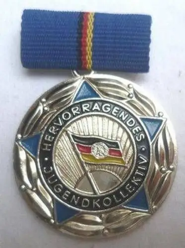 DDR Orden hervorragendes Jugendkollektiv