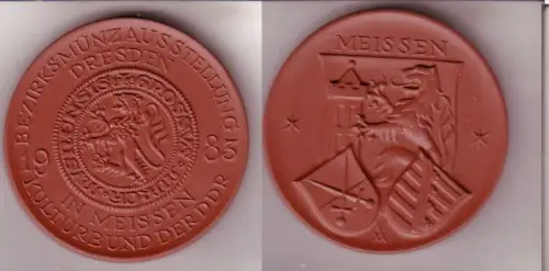 DDR Medaille aus Meissner Porzellan Bezirksmünzausstellung Meissen 1983