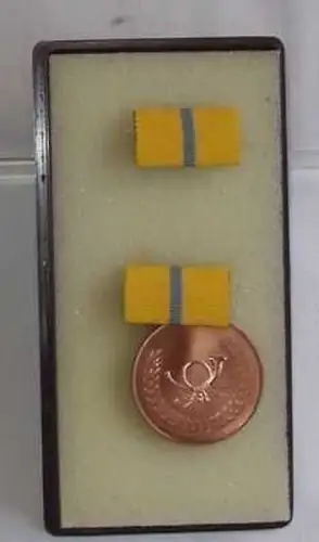 DDR Verdienstmedaille der deutschen Post Bronze im Etui
