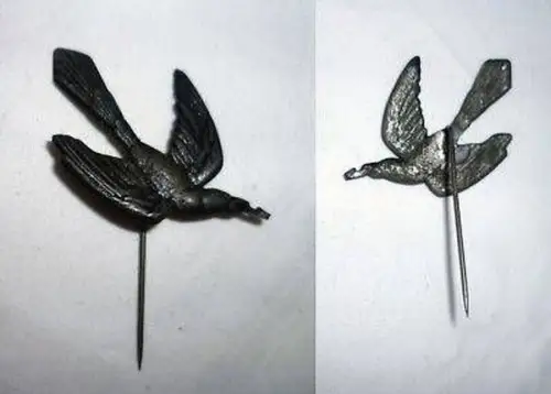 alte Anstecknadel mit Vogel Elster ? um 1920