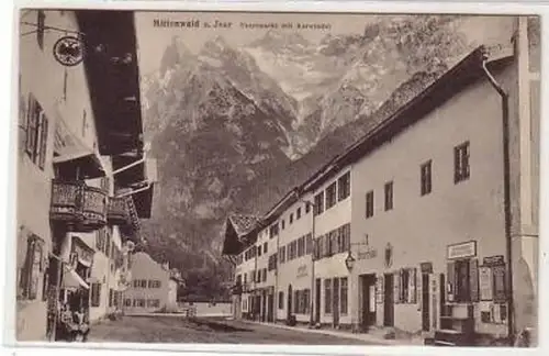 40885 Ak Mittenwald Untermarkt mit Karwendel um 1914