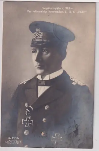 39699 Ak Fregattenkapitän v. Müller Kommandant der SMS "Emden" 1915