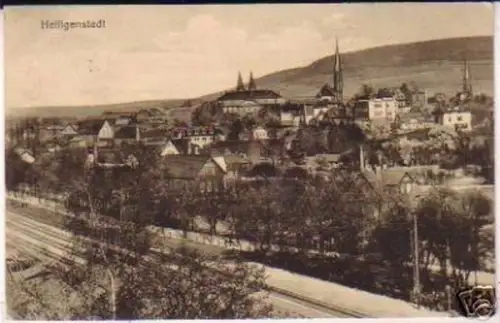 18210 Ak Heiligenstadt mit Bahnstrecke um 1920