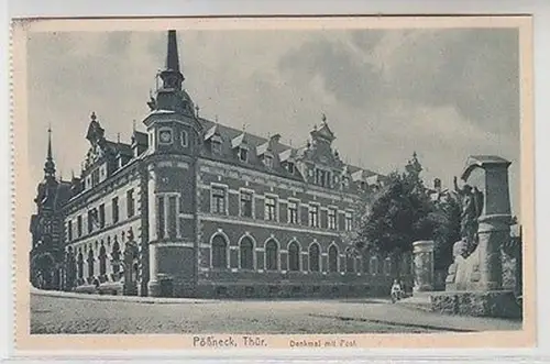 61849 Ak Pößneck in Thüringen Denkmal mit Post um 1930
