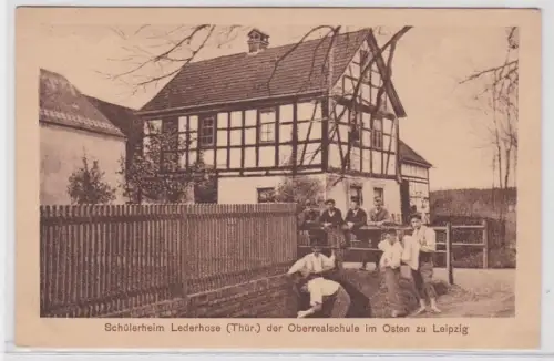 53251 Ak Schülerheim Lederhose der Oberrealschule im Osten zu Leipzig um 1930