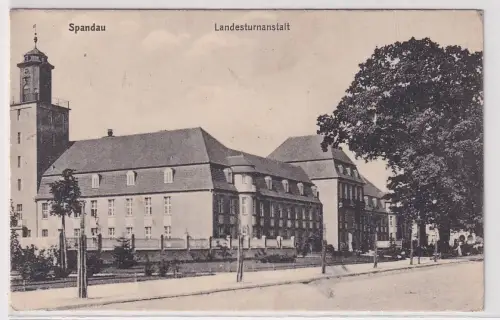 62544 Feldpost AK Spandau - Landesturnanstalt, Straßenansicht 1916