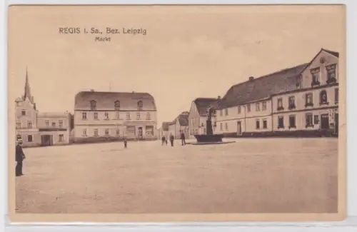 95813 Ak Regis in Sachsen Bez. Leipzig Marktplatz mit Brunnen um 1920