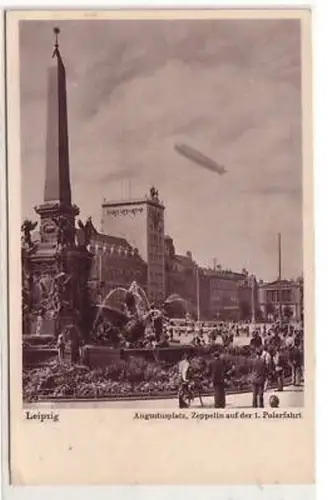 13/36 Ak Leipzig Zeppelin über Augustusplatz um 1930