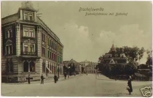 17753 Ak Bischofswerda Bahnhofstraße mit Bahnhof 1909