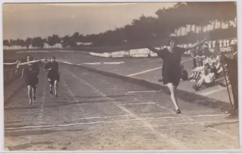 88017 Foto AK Leipziger Hochschulwettkämpfe 100 Meter Wettlaufen 7. Juli 1920