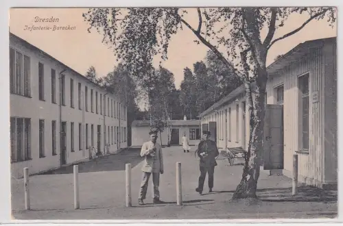 34009 Ak Dresden Infanterie-Baracken 1913
