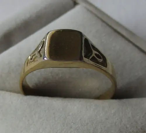 hübscher Damenring vergoldeter 925er Silber mit Gravurfeld (135485)