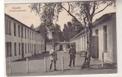 55872 AK Dresden Infanterie Baracken 1916