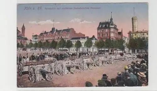 36532 Ak Köln Neumarkt mit eroberten Kanonen 1916
