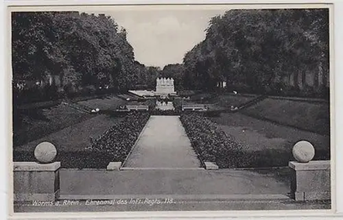 62435 Ak Worms am Rhein Ehrenmal des Infanterie Regiments 118, um 1930